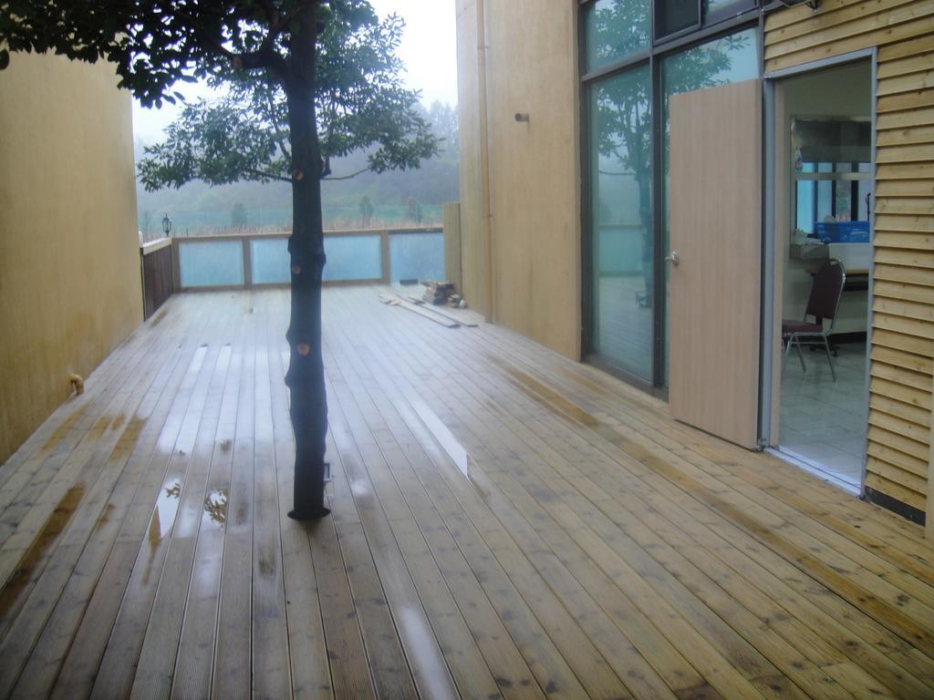 Geomunoreum Hostel Jeju Exterior photo