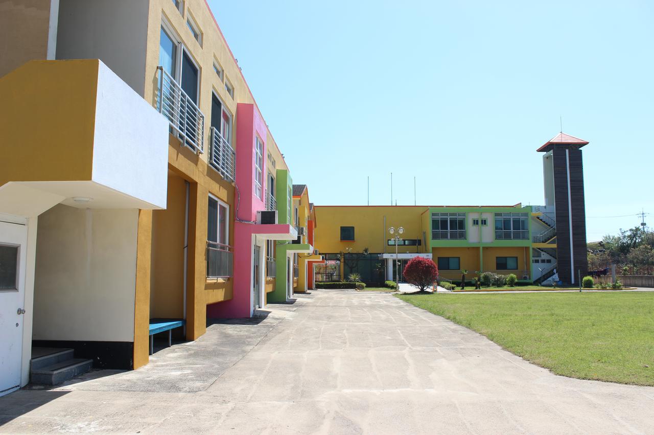 Geomunoreum Hostel Jeju Exterior photo